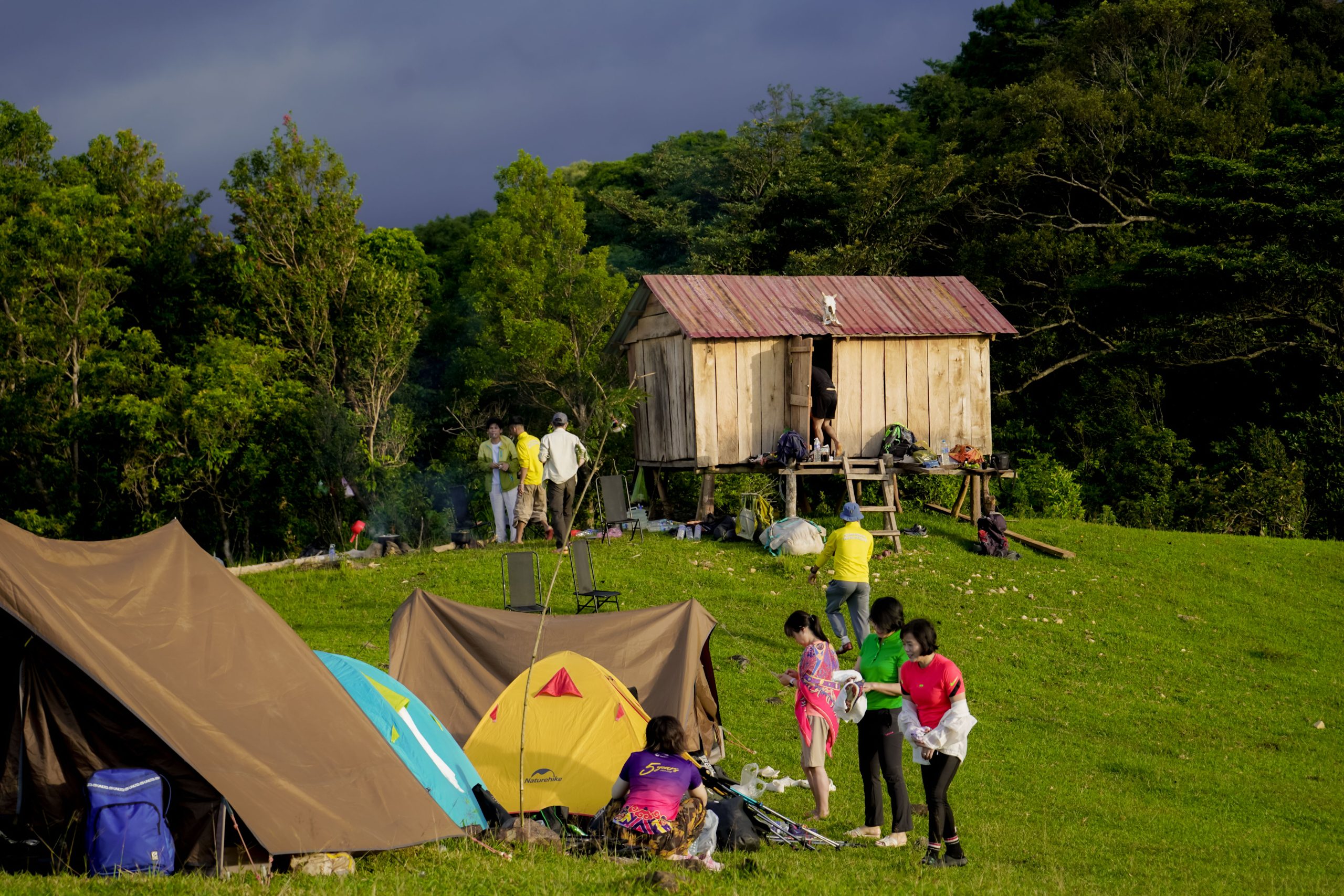 Trekking, camping Xa Reng – thác Raly 2N1Đ