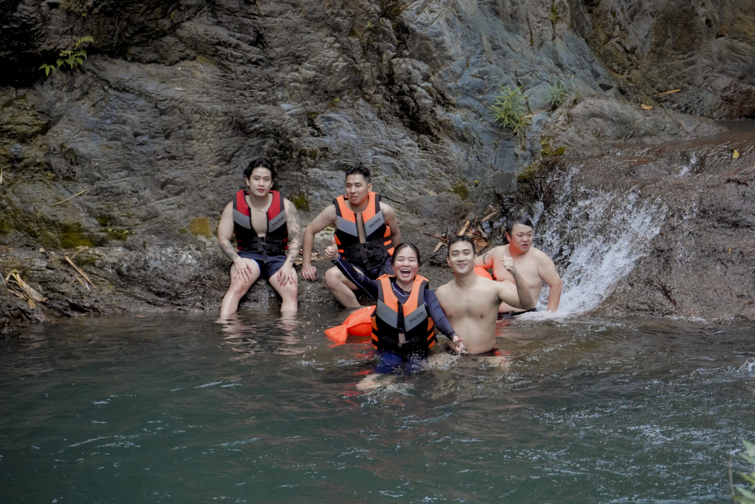 Trekking Xa Reng – thác Raly trong ngày