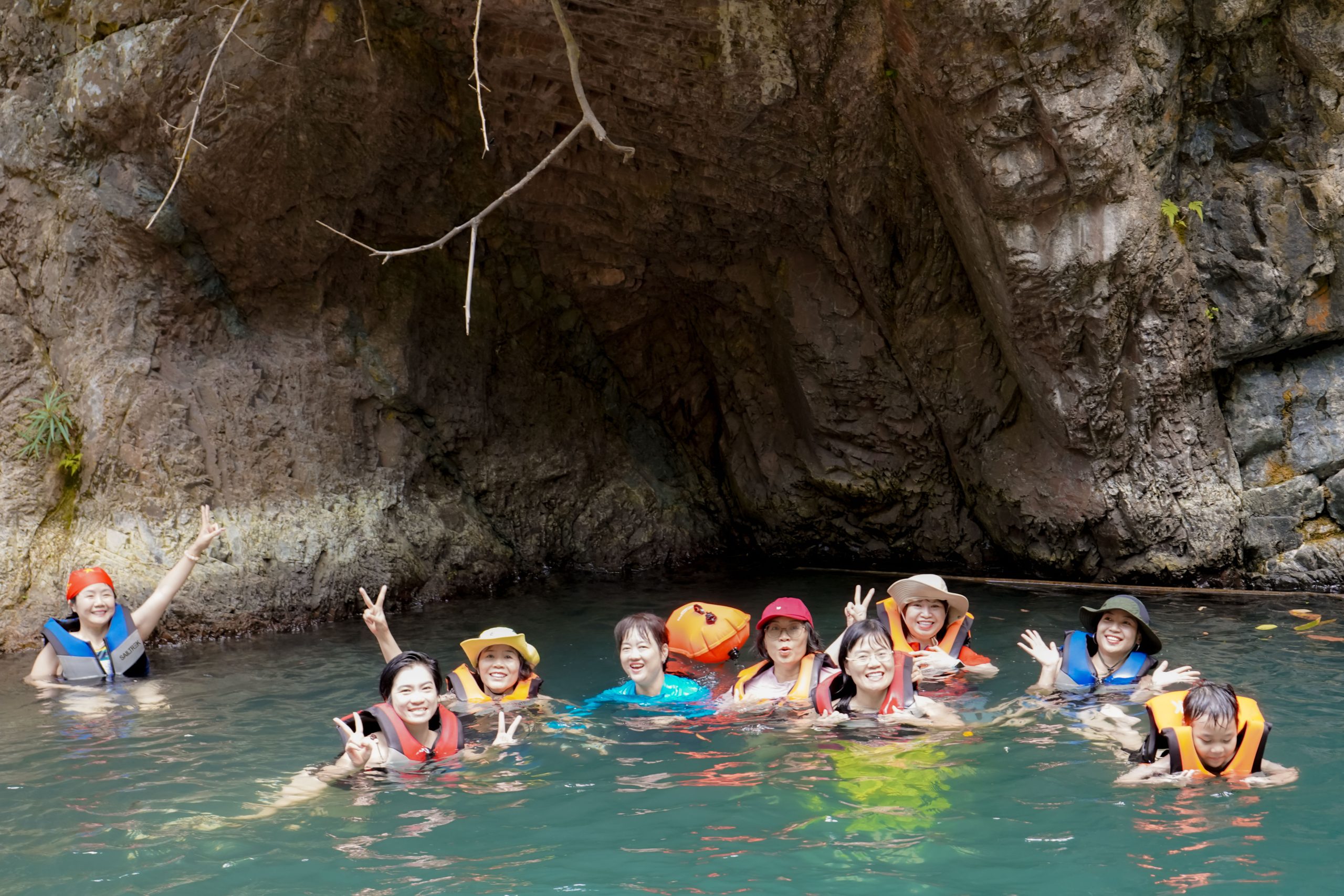 Trekking, camping Xa Reng – thác Raly 2N1Đ